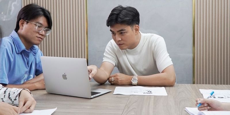 CEO Nguyễn Vinh 99vin luôn tích lũy kinh nghiệm để phát triển